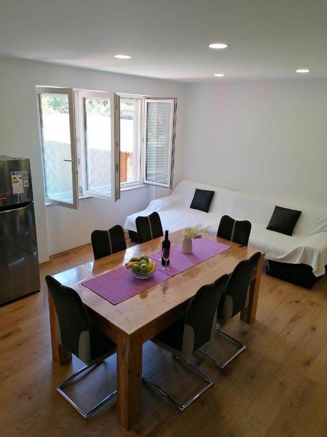 Apartment "B" 50 M From The Beach Ζαντάρ Εξωτερικό φωτογραφία