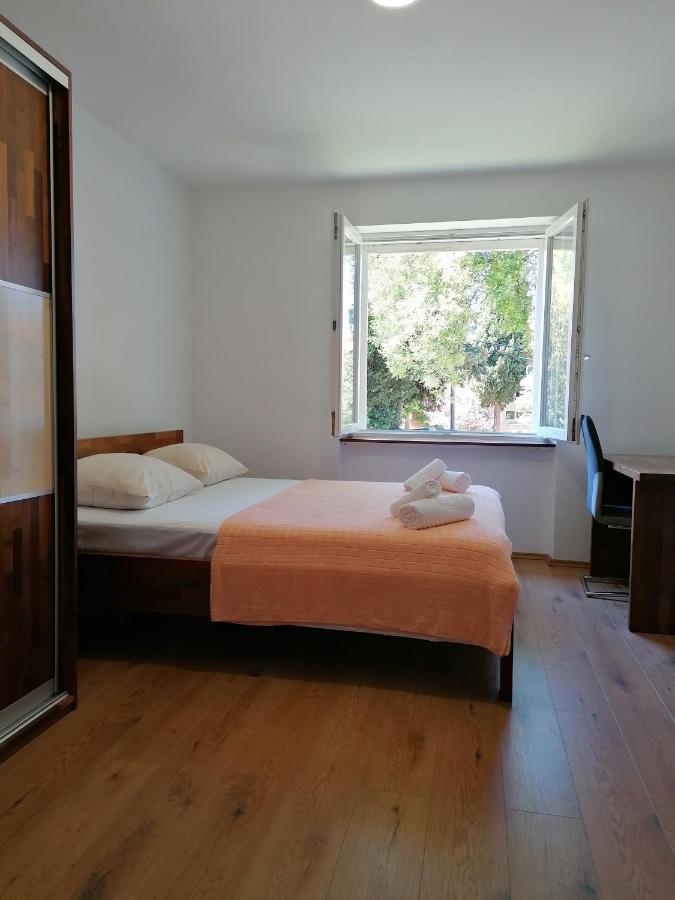 Apartment "B" 50 M From The Beach Ζαντάρ Εξωτερικό φωτογραφία